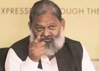 गृह मंत्री अनिल विज ने 372 जांच अधिकारियों (आईओ) को निलंबित करने के निर्देश किए जारी