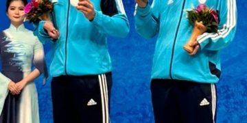  हरभजन सिंह ई.टी.ओ ने पी.एस.पी.सी.एल अधिकारी राजकुमार को पैरा एशियन खेल में रजत पदक जीतने के लिए बधाई दी  