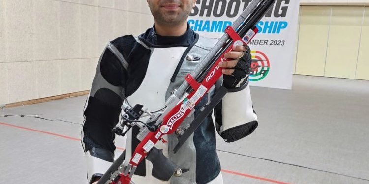 निशानेबाज़ अर्जुन बबूटा ने पैरिस ओलम्पिक्स के लिए क्वालीफायी किया  