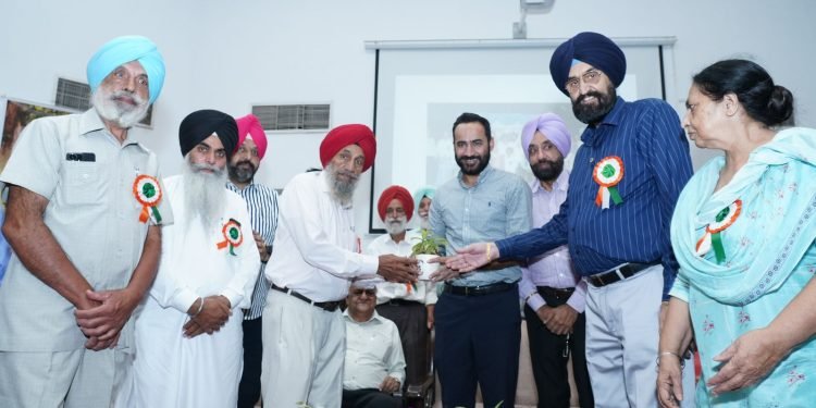 पर्यावरण मंत्री मीत हेयर ने पर्यावरण को बचाने के लिए सभी को जागरूक करने पर ज़ोर दिया  