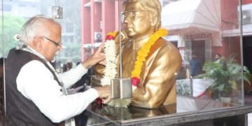 मुख्यमंत्री मनोहर लाल ने जगदीश चंद्र बोस को उनकी जयंती पर श्रद्धांजलि अर्पित की