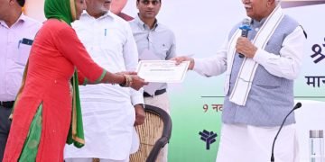 कांग्रेस पार्टी के विधायकों के क्षेत्र में भी मुख्यमंत्री के जन संवाद कार्यक्रम के प्रति लोगों में देखने को मिला उत्साह