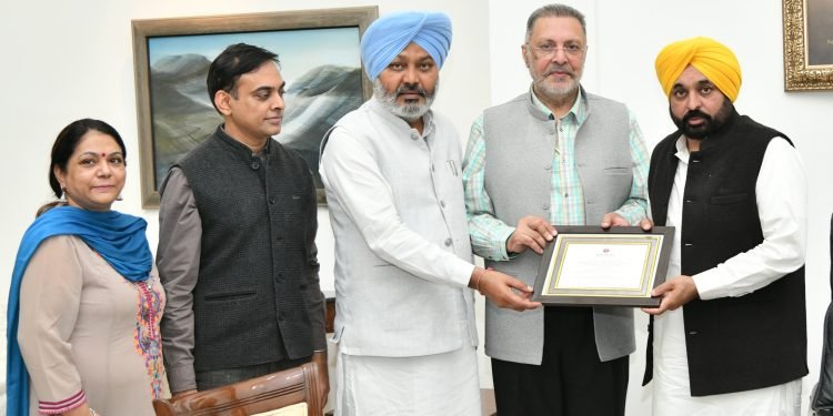 मुख्यमंत्री भगवंत सिंह मान के नेतृत्व में आम आदमी क्लीनिकों को मिली वैश्विक मान्यता