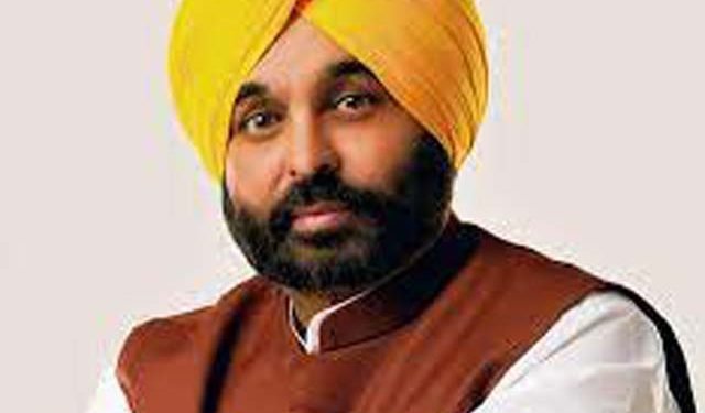 मुख्यमंत्री ने समराला के नज़दीक धुंध के कारण हुए सडक़ हादसे पर दुख जताया