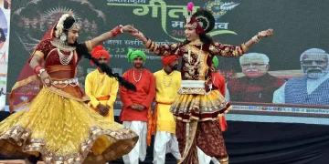  पारंपरिक हवन यज्ञ के साथ हिसार में दो दिवसीय जिला स्तरीय गीता जयंती महोत्सव का हुआ शुभारंभ