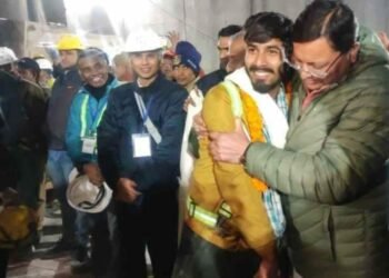 Workers Came Out Safely From Tunnel