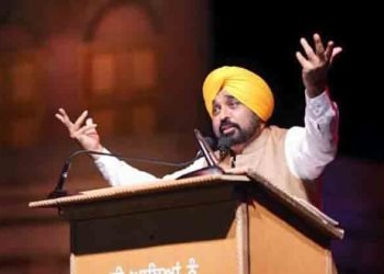 अकाली दल के चुनाव चिन्ह की गुरु नानक देव जी की तकड़ी से तुलना करने वाली हरसिमरत बादल बारे शिरोमणि कमेटी प्रधान चुप क्यों – मुख्यमंत्री