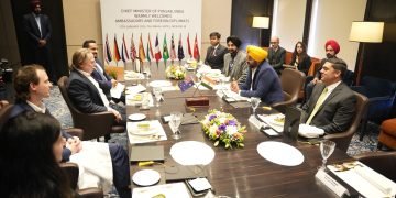 मुख्यमंत्री ने राज्य में विदेशी निवेश के लिए उच्चायुक्तों के साथ की मैराथन मुलाकातें