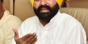 परिवहन मंत्री द्वारा वाहनों पर हाई सिक्युरिटी रजिस्ट्रेशन नंबर प्लेटें लगाने की अपील