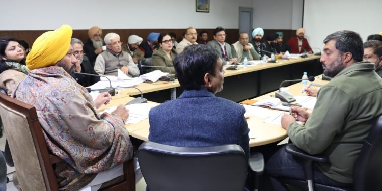 स्थानीय निकाय मंत्री द्वारा विभिन्न योजनाओं के अधीन पड़े अप्रयुक्त फंडों को लोगों की भलाई के लिए विकास कार्यों पर जल्द ही ख़र्च करने के निर्देश  