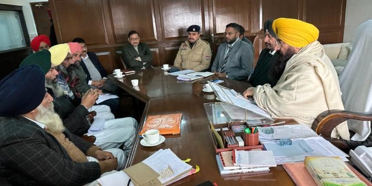 गुरमीत सिंह खुड्डियां द्वारा गन्ना किसानों को 1 करोड़ रुपए से अधिक राशि जारी करने के आदेश