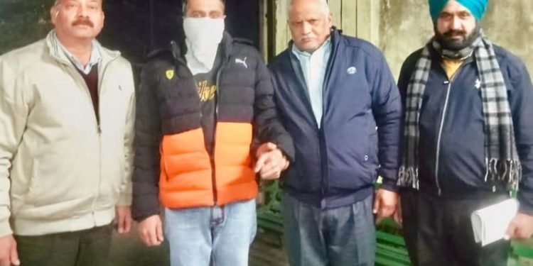 विजिलेंस ब्यूरो ने हेड कांस्टेबल को 5000 रुपये की रिश्वत लेते हुए पकड़ा