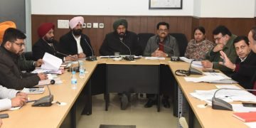 स्थानीय निकाय मंत्री बलकार सिंह ने रिव्यू मीटिंग करते हुये अधिकारियों को अप्रयुक्त फंडों को विकास कामों पर तुरंत ख़र्च करने के दिए निर्देश