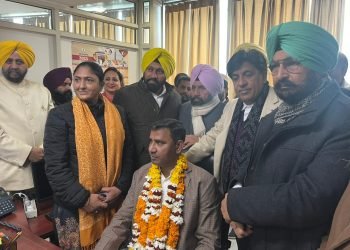 अब्दुल बारी सालमनी ने अल्पसंख्यक आयोग के चेयरमैन के तौर पर पद संभाला  