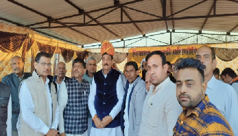 चौधरी रणजीत सिंह ने नारनौल में ली जिला लोक संपर्क एवं कष्ट निवारण समिति की मासिक बैठक