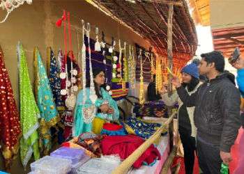 डेढ़ सौ साल पुराना दहला बन रहा सूरजकुंड मेले का आकर्षण, भावुक हो बुजुर्ग याद कर रहे पुराना जमाना