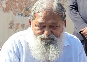 हत्या और आत्महत्या के अलग-अलग मामलों की जांच के लिए गृह मंत्री अनिल विज ने एसआईटी गठित करने के निर्देश दिए