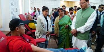 मुख्यमंत्री श्री पुष्कर सिंह धामी ने बुधवार को ब्लड डोनेशन कैम्प का शुभारम्भ किया