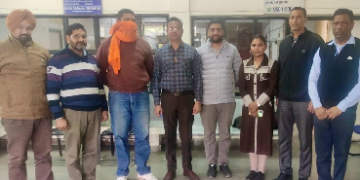 तहसीलदार के नाम पर लाख रुपए की रिश्वत मांगने वाला व्यक्ति विजीलैंस ब्यूरो द्वारा गिरफ़्तार