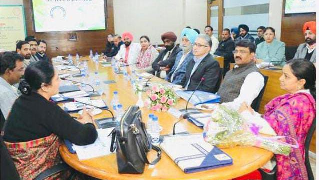 राज्य में रेशम उत्पादन को बढ़ावा देने के लिए पाँच दिवसीय संसाधन विकास प्रशिक्षण प्रोग्राम आयोजित