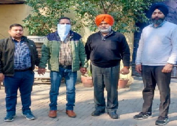 बिल का भुगतान करने के बदले 15,000 रुपए की रिश्वत लेता ई.एस.आई. क्लर्क विजीलैंस ब्यूरो द्वारा काबू  