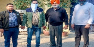 बिल का भुगतान करने के बदले 15,000 रुपए की रिश्वत लेता ई.एस.आई. क्लर्क विजीलैंस ब्यूरो द्वारा काबू  