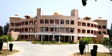 विद्यार्थियों में आत्म विकास जागृत करना परमावश्यक – प्रो. सोमनाथ सचदेवा 