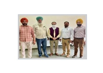 पेंशन केस पास करवाने के बदले रिश्वत लेता सहायक खज़़ाना अफ़सर विजीलैंस ब्यूरो द्वारा गिरफ़्तार  