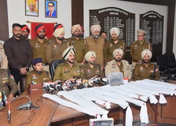 पंजाब पुलिस ने गन हाऊस चोरी मामले में दो मुलजिमों को किया गिरफ़्तार; चोरी के 12 हथियार बरामद