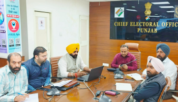 चुनाव आयोग आगामी लोकसभा चुनावों के दौरान प्रिंट, इलेक्ट्रॉनिक और सोशल मीडिया में पेड न्यूज पर कड़ी निगरानी रखेगा: मुख्य निर्वाचन अधिकारी