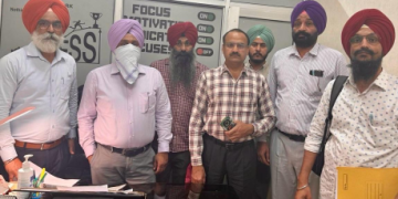 50 हजार रुपये की रिश्वत लेता एस.एम.ओ.विजीलैंस ब्यूरो द्वारा काबू