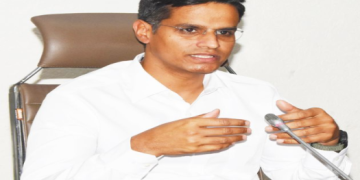 पात्र व्यक्ति 26 अप्रैल तक बनवा सकते हैं वोट : जिला निर्वाचन अधिकारी