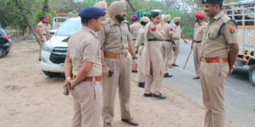 ओपीएस सील-VI: पंजाब पुलिस द्वारा मतदान से पहले नशा और शराब की तस्करी को रोकने के लिए 10 सरहदी जिलों के 220 एंट्री/एग्जिट प्वइंट सील  