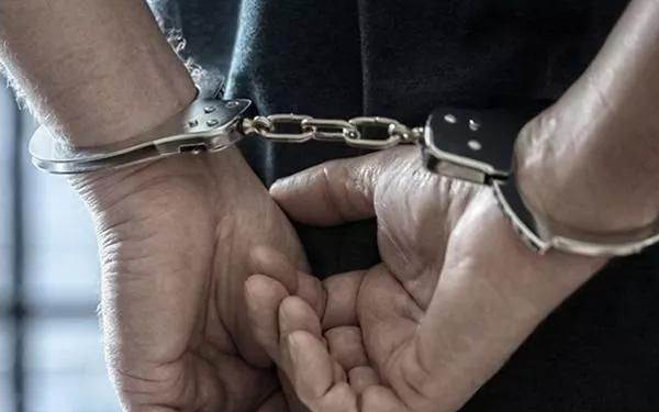 हरियाणा एंटी करप्शन ब्यूरो की टीम ने भ्रष्टाचार के आरोप में सहकारिता विभाग के संयुक्त रजिस्ट्रार को पंचकूला से किया गिरफतार