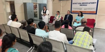 कर्मियों के लिए विशेष कानूनी साक्षरता शिविर आयोजित