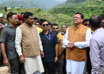 धामी ने किया आपदा प्रभावित इलाकों का दौरा