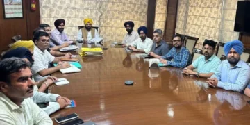 बिजली मंत्री ने की P.S.P.C.L. अधिकारियों के साथ बैठक