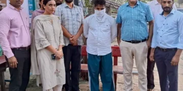 रिश्वत मामले में सेवा केंद्र का कंप्यूटर ऑपरेटर काबू