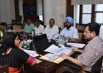 शहरों में सफाई के लिए चलेगा विशेष अभियान - अनुराग वर्मा