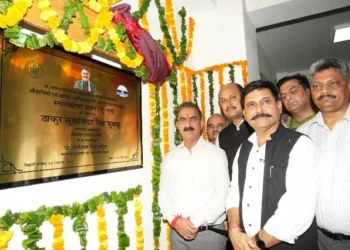 सीएम ने हमीरपुर में विकासात्मक परियोजनाएं समर्पित की