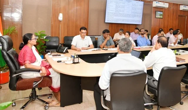 देहरादून स्मार्ट सिटी लिमिटेड की हाई पावर स्टीयरिंग कमेटी की बैठक