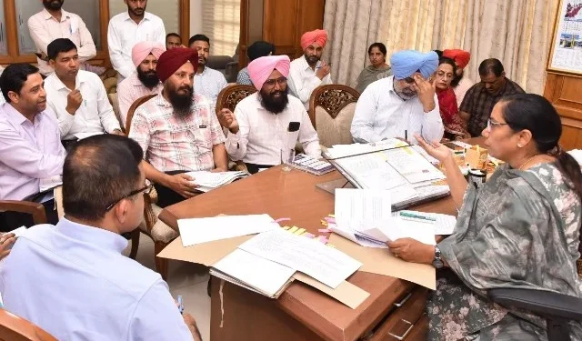 मंत्री ने की एस.सी./बी.सी. शिक्षक यूनियन पंजाब के साथ मीटिंग