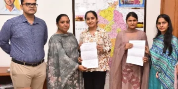 मंत्री ने सौंपे सामाजिक सुरक्षा विभाग के स्टेनोग्राफरों को नियुक्ति पत्र