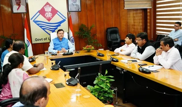 मुख्यमंत्री ने लांच की प्रवासी उत्तराखंड प्रकोष्ठ की वेबसाइट