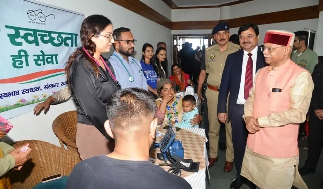 राज्यपाल ने फागू में स्वच्छता ही सेवा पखवाड़ा में भाग लिया