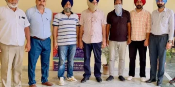 रिश्वत मामले में तहसीलदार और ड्राइवर को किया काबू