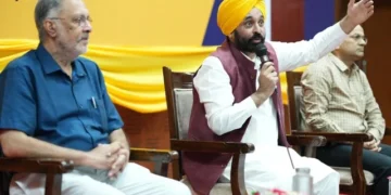 सरकारी नौकरी पाने के लिए विदेश से लौट रहे युवा - मान