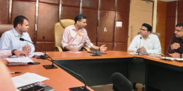 सामान्य पर्यवेक्षक ने विधानसभा चुनाव को लेकर की रिव्यू मीटिंग