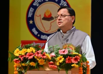 सीएम धामी ने लिया युवा धर्म संसद कार्यक्रम में हिस्सा