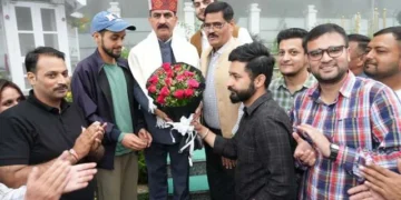 सीएम से मिले जेओए आईटी पासआऊट